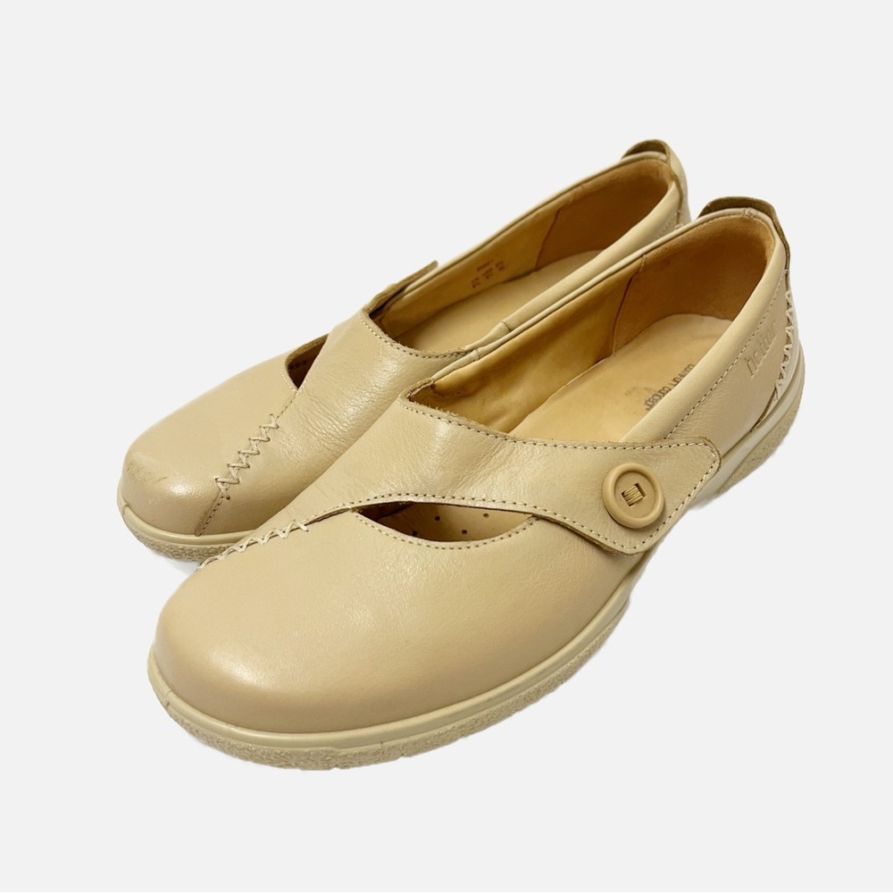 Hotter Dizzy Tan Mary Jane’s Slip On Shoes Size 8.5